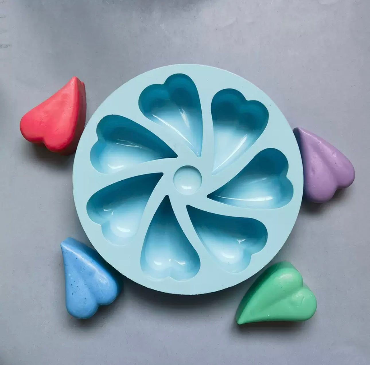 Wavy love heart pastry mould/ chocolate mould / cake pop mould / cake popsicles mould.