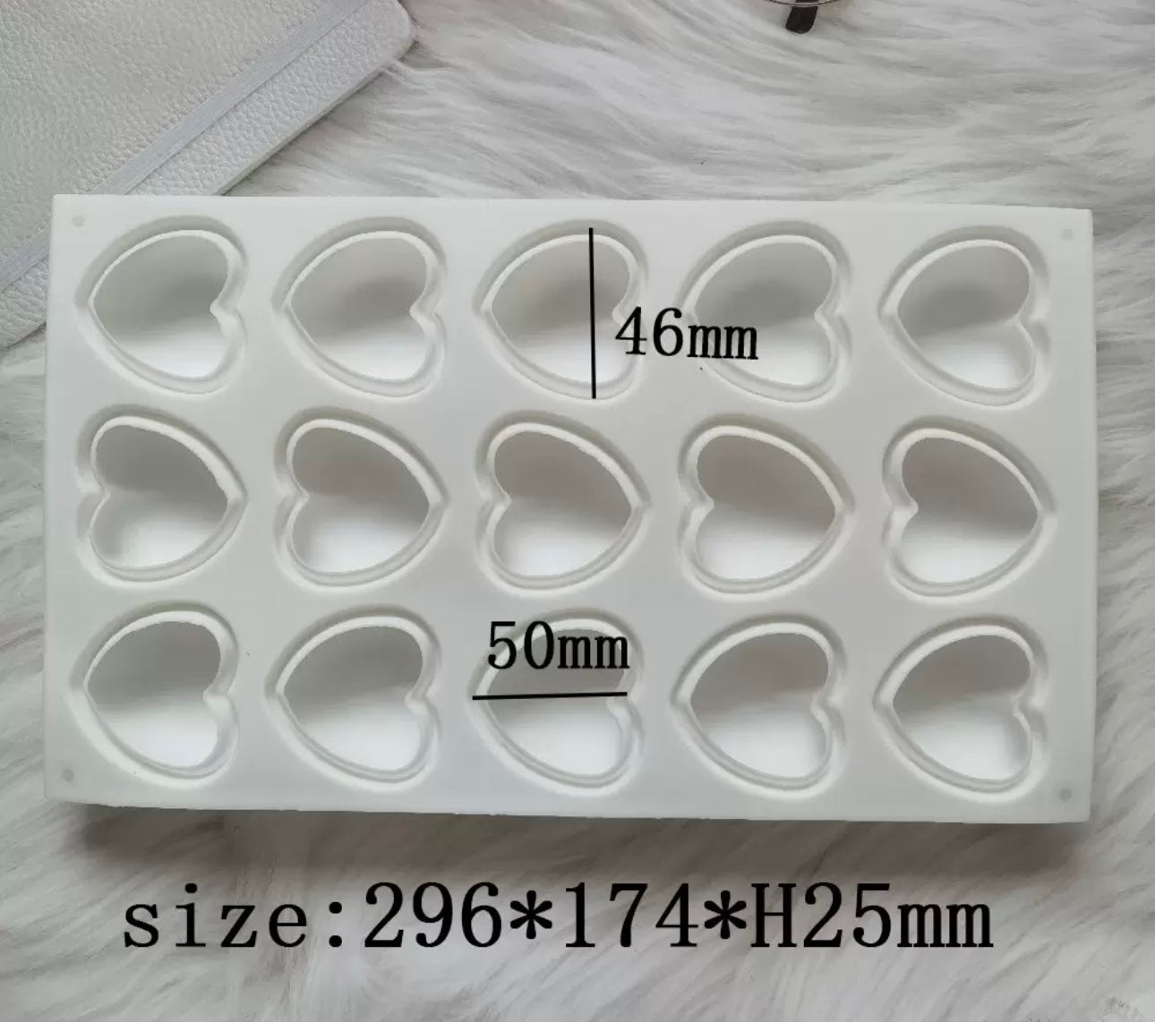 Pillow hearts pastry mould/ chocolate mould / cake pop mould / cake popsicles mould.